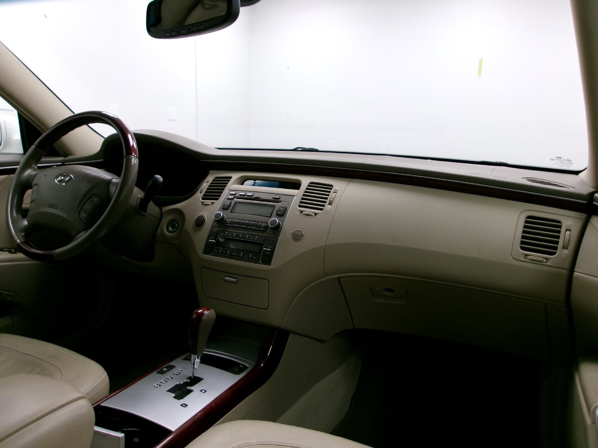2008 Hyundai Azera 4dr Sdn Limited