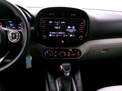 2022 Kia Soul LX IVT