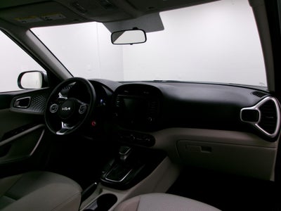 2022 Kia Soul LX IVT