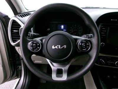 2022 Kia Soul LX IVT