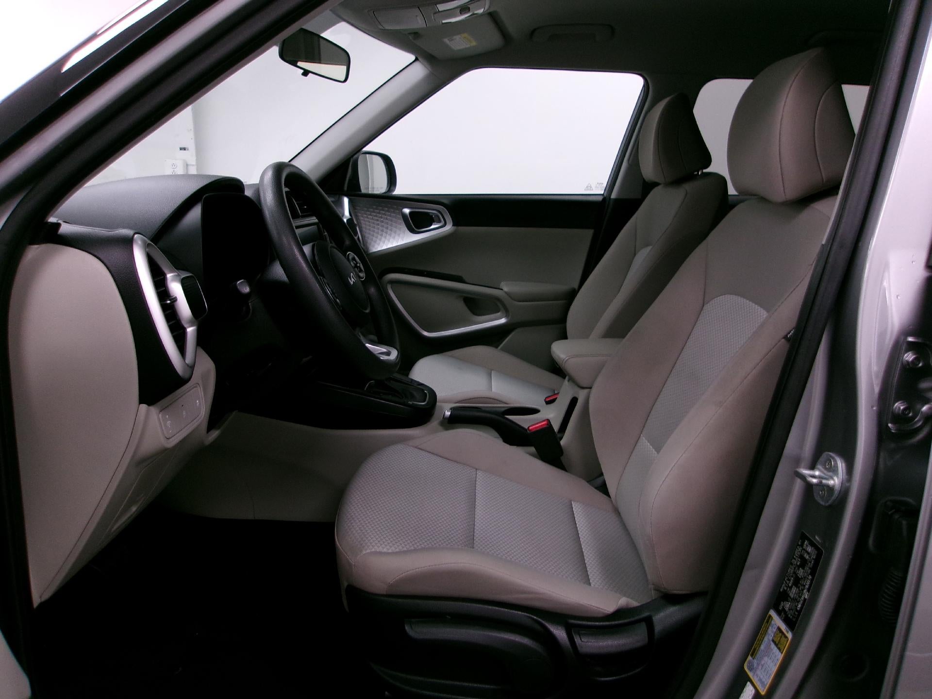 2022 Kia Soul LX IVT