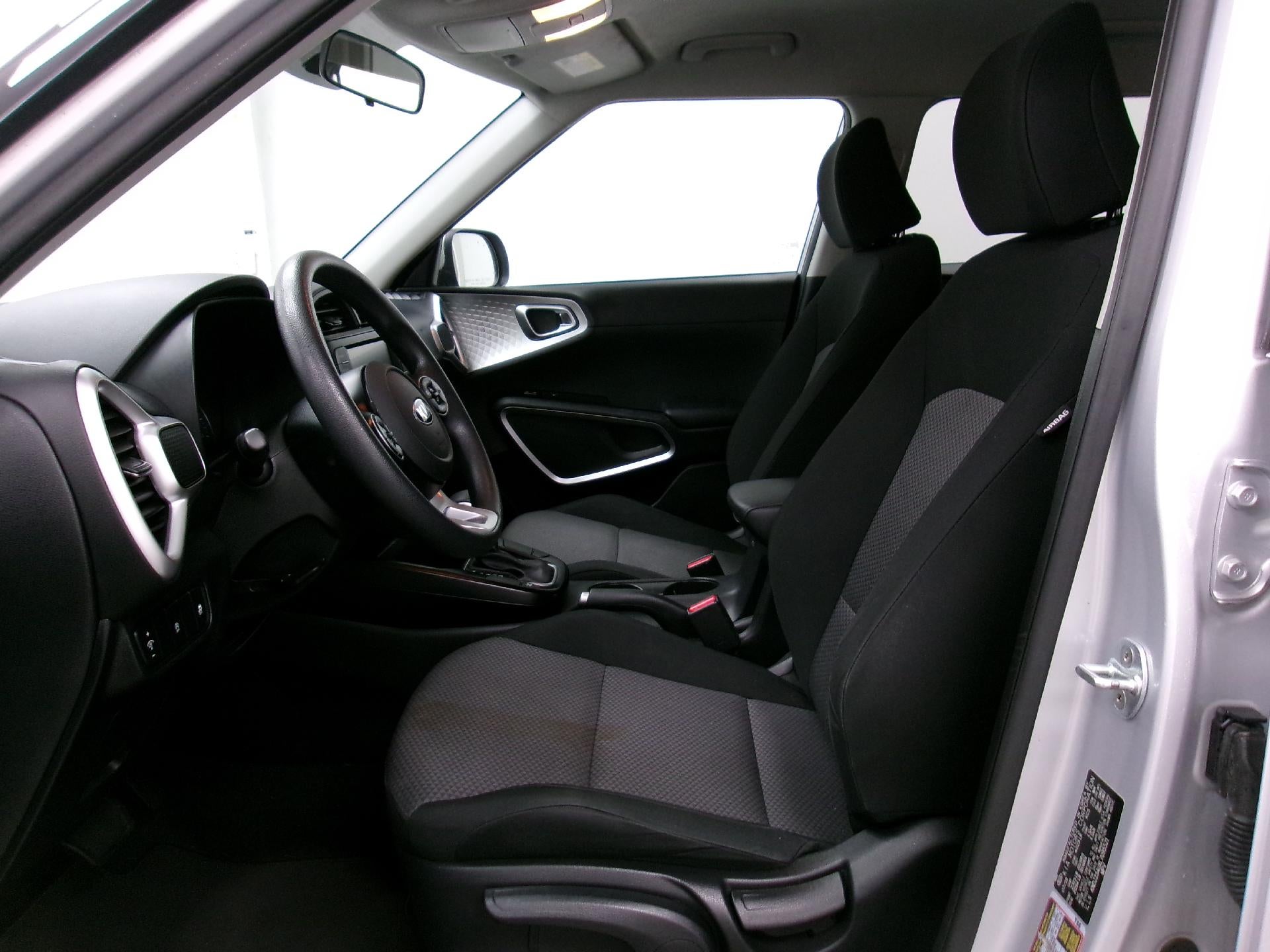 2020 Kia Soul LX IVT