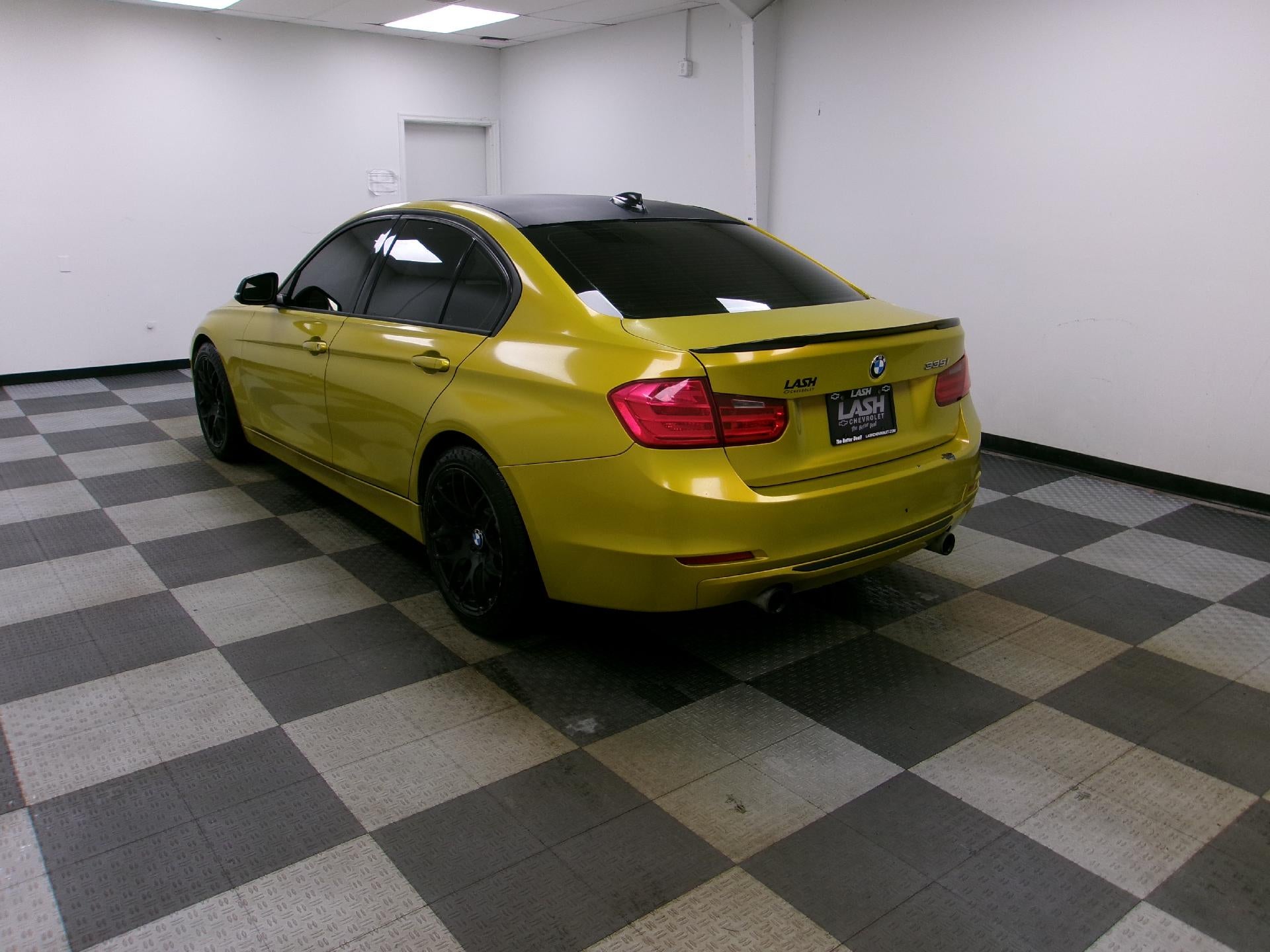 2013 BMW 3 Series Sedan